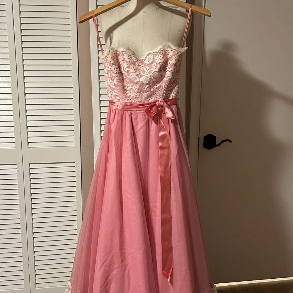 vintage pink ball gown evening dress White Pink Fabric Victorian 70s prom - Picture 3 of 16